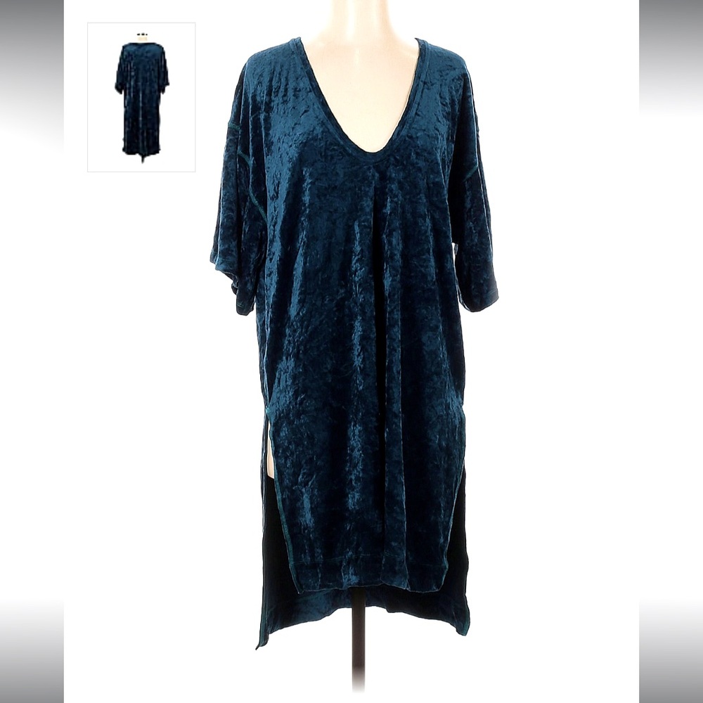 • 🅦 🅔 •🅣 🅗 🅔 • 🅕 🅡 🅔 🅔 •Luxe Crushed Velvet Tee Shirt Dress